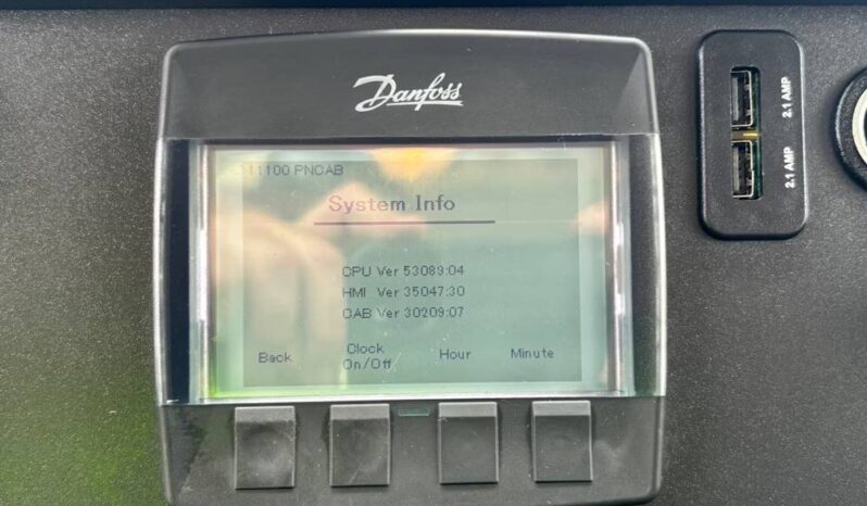 
								2020 Freightliner M2106 SA 18′ SHRED-TECH Shredder Truck Cummins AT full									