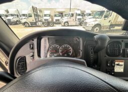 
										2020 Freightliner M2106 SA 18′ SHRED-TECH Shredder Truck Cummins AT full									