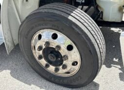 
										2020 Freightliner M2106 SA 18′ SHRED-TECH Shredder Truck Cummins AT full									