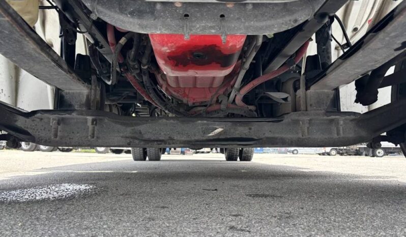 
								2020 Freightliner M2106 SA 18′ SHRED-TECH Shredder Truck Cummins AT full									