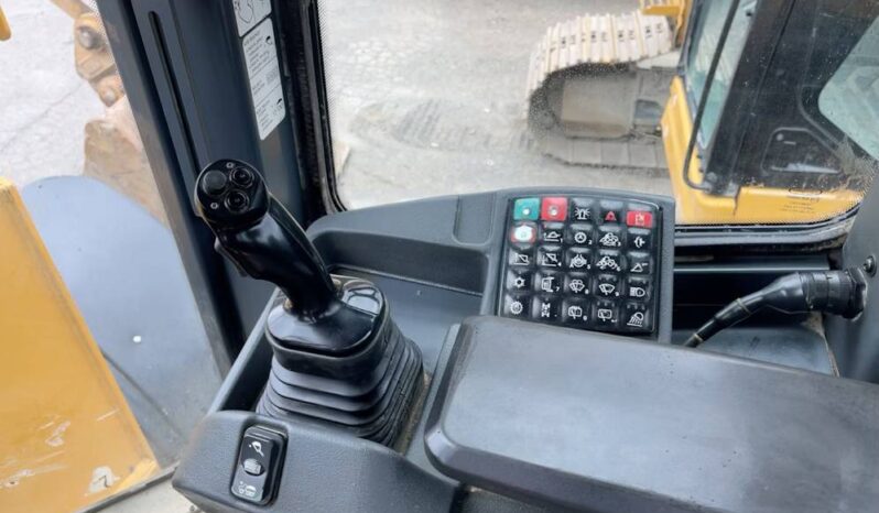 
								2016 John Deere 624K Articulated Wheel Loader Tractor Cab Quick Connect full									