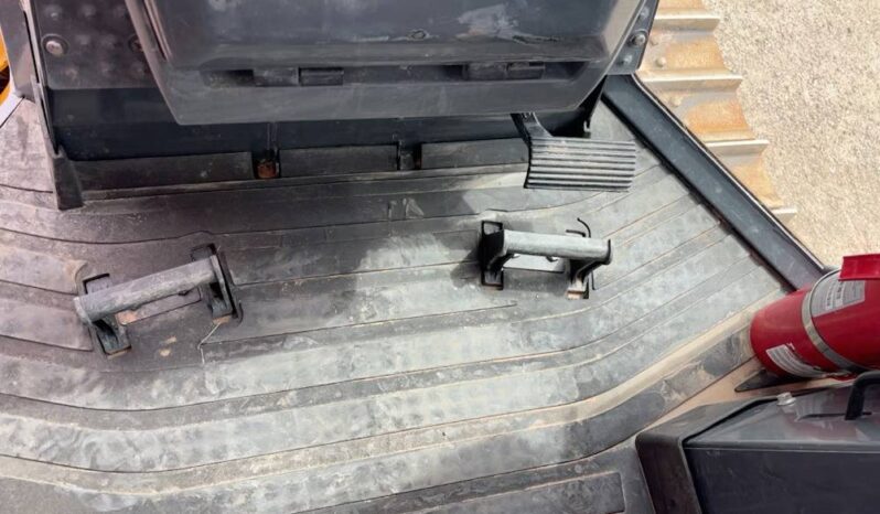 
								2021 John Deere 650K XLT Crawler Dozer Cab Tractor 123″ 6 – Way Blade full									