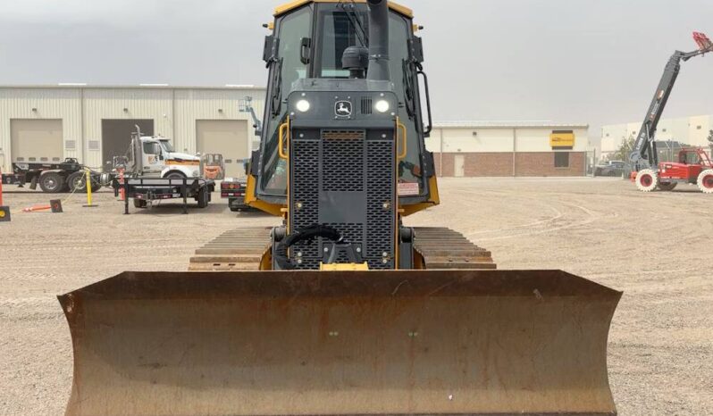 
								2021 John Deere 650K XLT Crawler Dozer Cab Tractor 123″ 6 – Way Blade full									