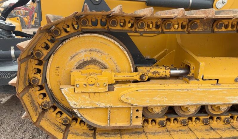 
								2021 John Deere 650K XLT Crawler Dozer Cab Tractor 123″ 6 – Way Blade full									