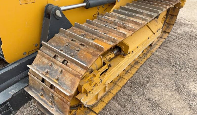 
								2021 John Deere 650K XLT Crawler Dozer Cab Tractor 123″ 6 – Way Blade full									