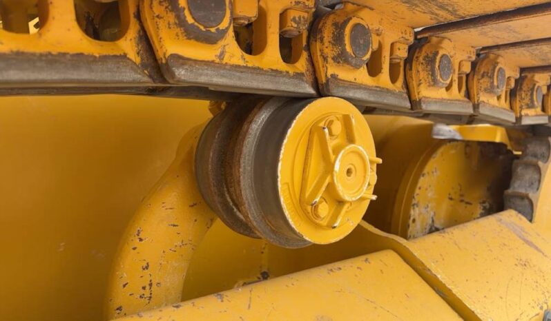 
								2021 John Deere 650K XLT Crawler Dozer Cab Tractor 123″ 6 – Way Blade full									