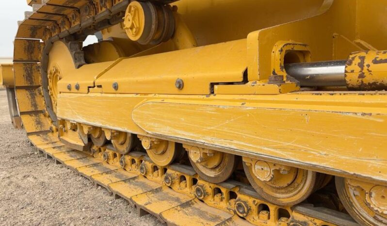 
								2021 John Deere 650K XLT Crawler Dozer Cab Tractor 123″ 6 – Way Blade full									