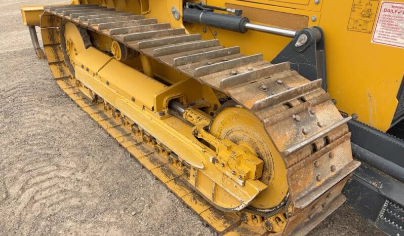 
								2021 John Deere 650K XLT Crawler Dozer Cab Tractor 123″ 6 – Way Blade full									