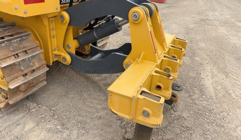 
								2021 John Deere 650K XLT Crawler Dozer Cab Tractor 123″ 6 – Way Blade full									