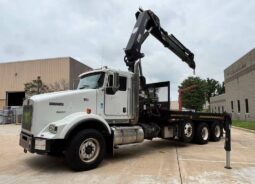 
										2014 Kenworth T800 TriA Knuckle Boom Flatbed Truck Hiab 322-7 HiPro full									