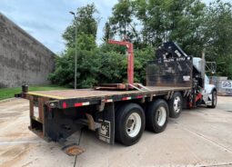 
										2014 Kenworth T800 TriA Knuckle Boom Flatbed Truck Hiab 322-7 HiPro full									