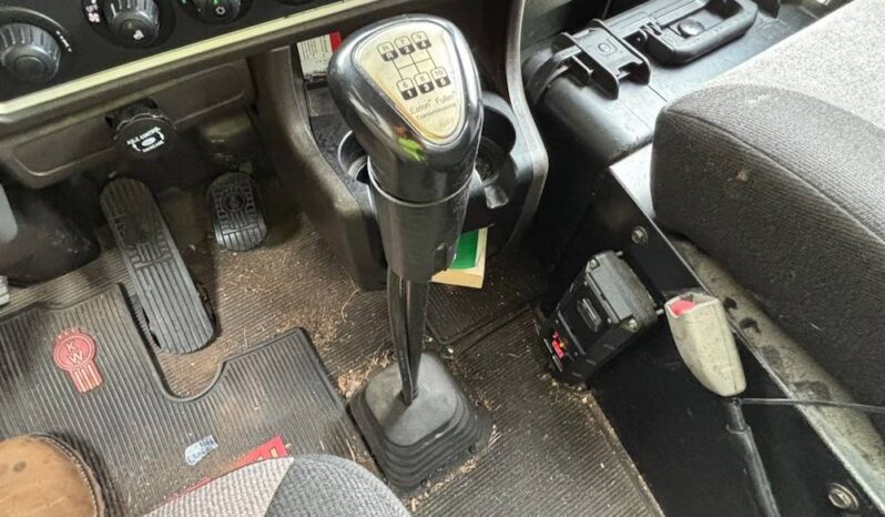 
								2014 Kenworth T800 TriA Knuckle Boom Flatbed Truck Hiab 322-7 HiPro full									