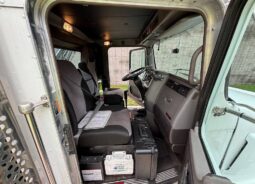 
										2014 Kenworth T800 TriA Knuckle Boom Flatbed Truck Hiab 322-7 HiPro full									