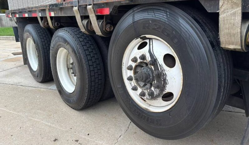 
								2014 Kenworth T800 TriA Knuckle Boom Flatbed Truck Hiab 322-7 HiPro full									