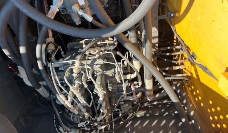 
								2018 Volvo EC250EL Hydraulic Excavator Trackhoe Cab AC Aux Hyd Thumb full									