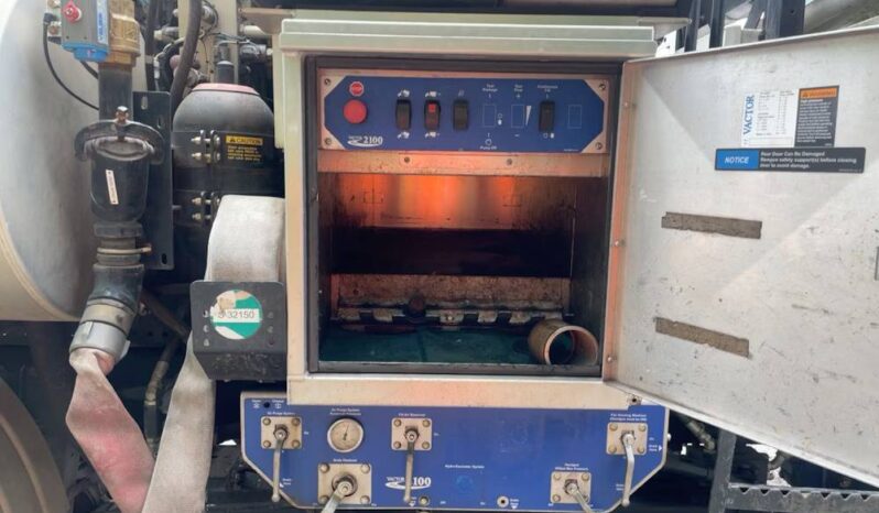 
								2014 Peterbilt 348 Vactor 2100 Plus Vacuum Jetter Truck Hydro Excavator full									