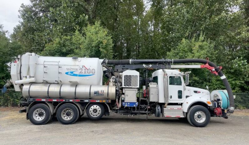 
								2014 Peterbilt 348 Vactor 2100 Plus Vacuum Jetter Truck Hydro Excavator full									