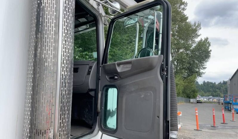 
								2014 Peterbilt 348 Vactor 2100 Plus Vacuum Jetter Truck Hydro Excavator full									