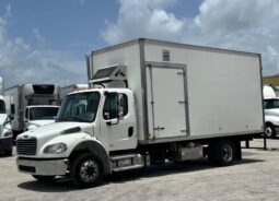 
										2020 Freightliner M2106 SA 18′ SHRED-TECH Shredder Truck Cummins AT full									