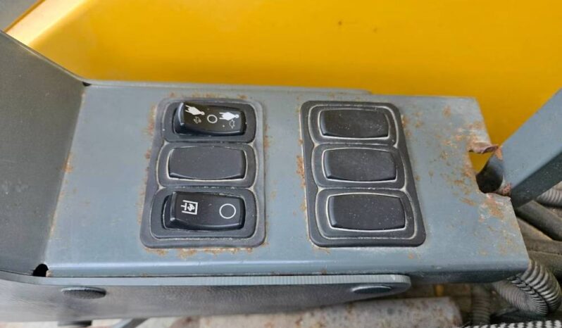 
								2015 Grove RT765E-2 65-Ton 175′ Rough Terrain Crane Lattice Jib Cummins full									