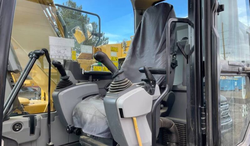 
								2017 Caterpillar 313FL Excavator Trackhoe Dozer Cab AC Aux Hyd QC CAT full									