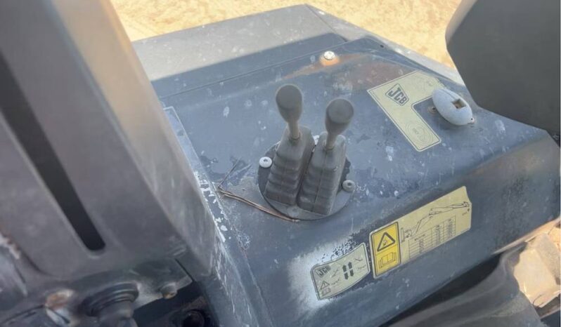 
								2019 JCB 3CX 4WD Backhoe Wheel Loader Tractor E-Stick Aux Hyd 4-in-1 BKT full									