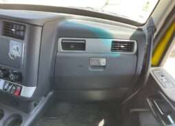 
										2024 Kenworth T680 TA Mid Roof Sleeper Truck Tractor Paccar MX-13 AT full									