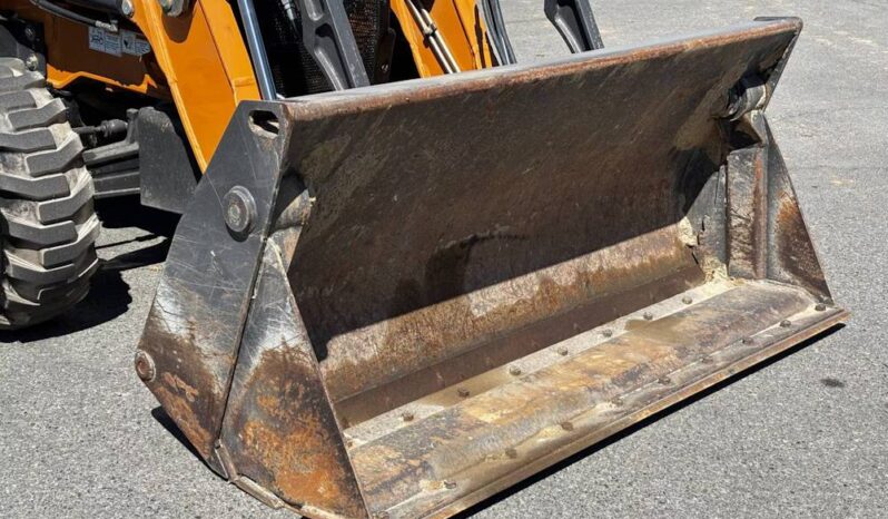 
								2022 Case 580N EP 4WD Backhoe Wheel Loader Tractor Excavating Bucket full									