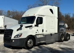 
										2020 Freightliner Cascadia TA Sleeper Truck Tractor Detroit full									
