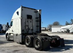 
										2020 Freightliner Cascadia TA Sleeper Truck Tractor Detroit full									