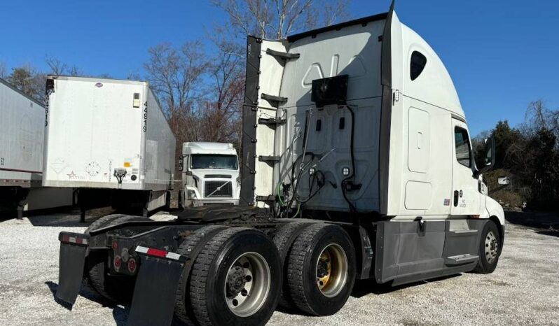 
								2020 Freightliner Cascadia TA Sleeper Truck Tractor Detroit full									