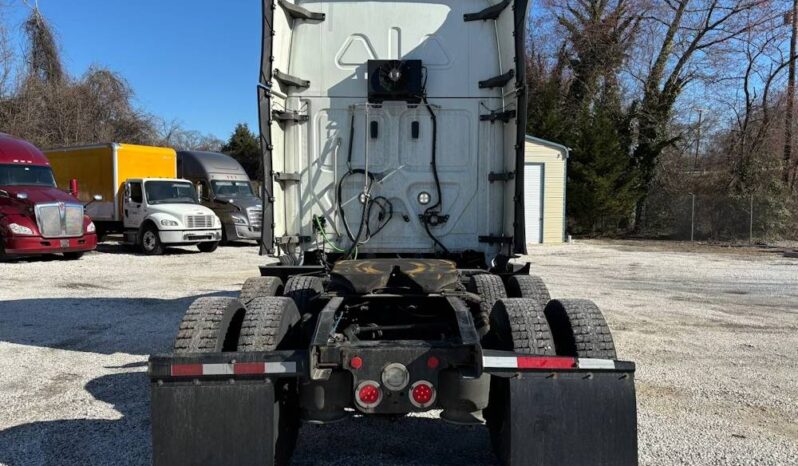 
								2020 Freightliner Cascadia TA Sleeper Truck Tractor Detroit full									