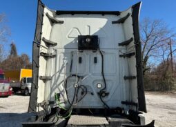 
										2020 Freightliner Cascadia TA Sleeper Truck Tractor Detroit full									