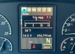 
										2020 Freightliner Cascadia TA Sleeper Truck Tractor Detroit full									