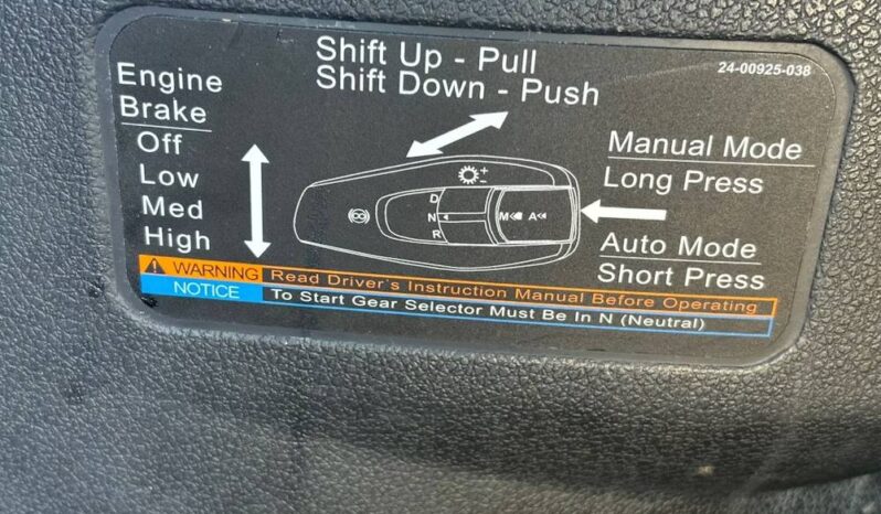 
								2020 Freightliner Cascadia TA Sleeper Truck Tractor Detroit full									