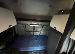 
										2020 Freightliner Cascadia TA Sleeper Truck Tractor Detroit full									