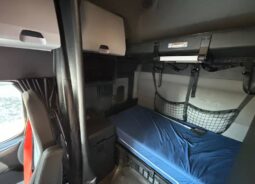 
										2020 Freightliner Cascadia TA Sleeper Truck Tractor Detroit full									