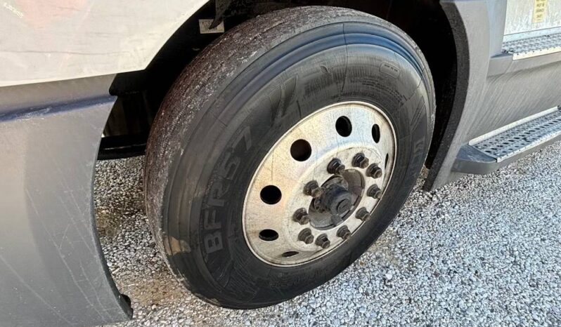 
								2020 Freightliner Cascadia TA Sleeper Truck Tractor Detroit full									