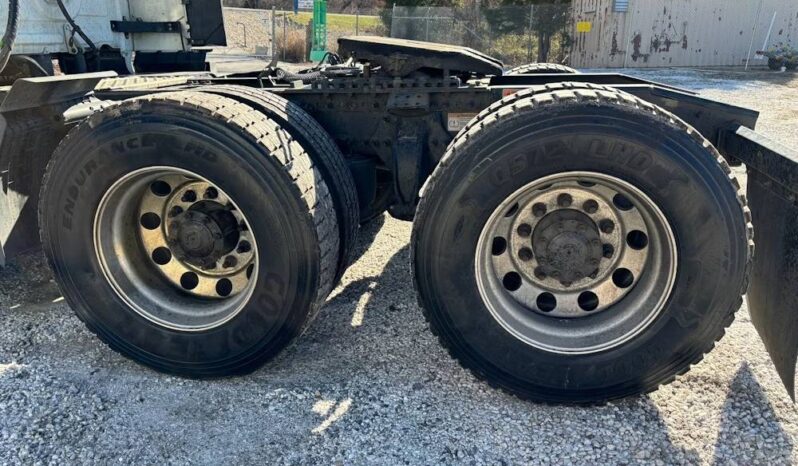 
								2020 Freightliner Cascadia TA Sleeper Truck Tractor Detroit full									