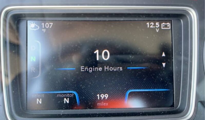 
								2025 International HX620 Day Cab Semi Truck Tractor Cummins full									