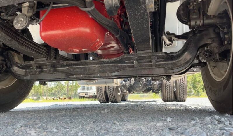 
								2025 International HX620 Day Cab Semi Truck Tractor Cummins full									