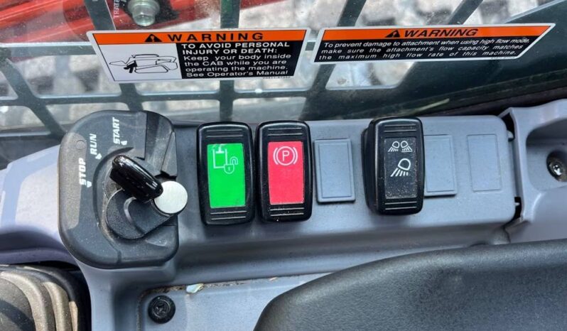 
								2024 Kubota SVL97-2 Skid Steer Crawler Track Loader Cab High Flow Bucket full									