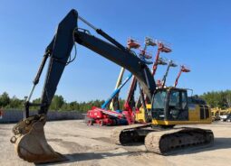 
										2017 John Deere 300G Hydraulic Excavator Enclosed Cab AC Aux Hyd Bucket full									