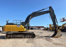 
										2017 John Deere 300G Hydraulic Excavator Enclosed Cab AC Aux Hyd Bucket full									