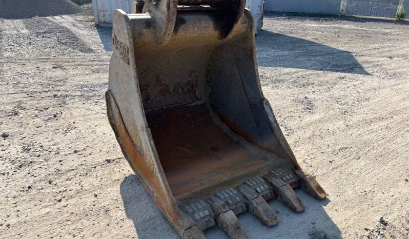 
								2017 John Deere 300G Hydraulic Excavator Enclosed Cab AC Aux Hyd Bucket full									