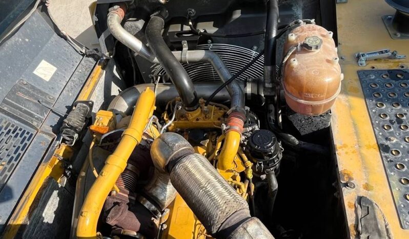 
								2017 John Deere 300G Hydraulic Excavator Enclosed Cab AC Aux Hyd Bucket full									