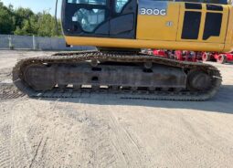 
										2017 John Deere 300G Hydraulic Excavator Enclosed Cab AC Aux Hyd Bucket full									