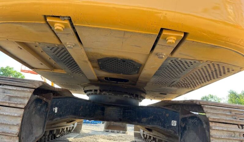 
								2017 John Deere 300G Hydraulic Excavator Enclosed Cab AC Aux Hyd Bucket full									