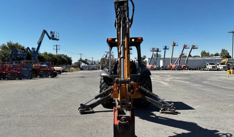 
								2022 Case 580N EP 4WD Backhoe Wheel Loader Tractor Excavating Bucket full									