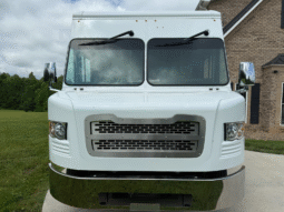 
										2023 Ford F59 Step Van Food Truck, 28′ full									